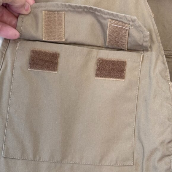 Orvis Fly Fishing Vest Vintage Zip and Snap Closure Multiple Pockets Men Medium - Picture 6 of 11